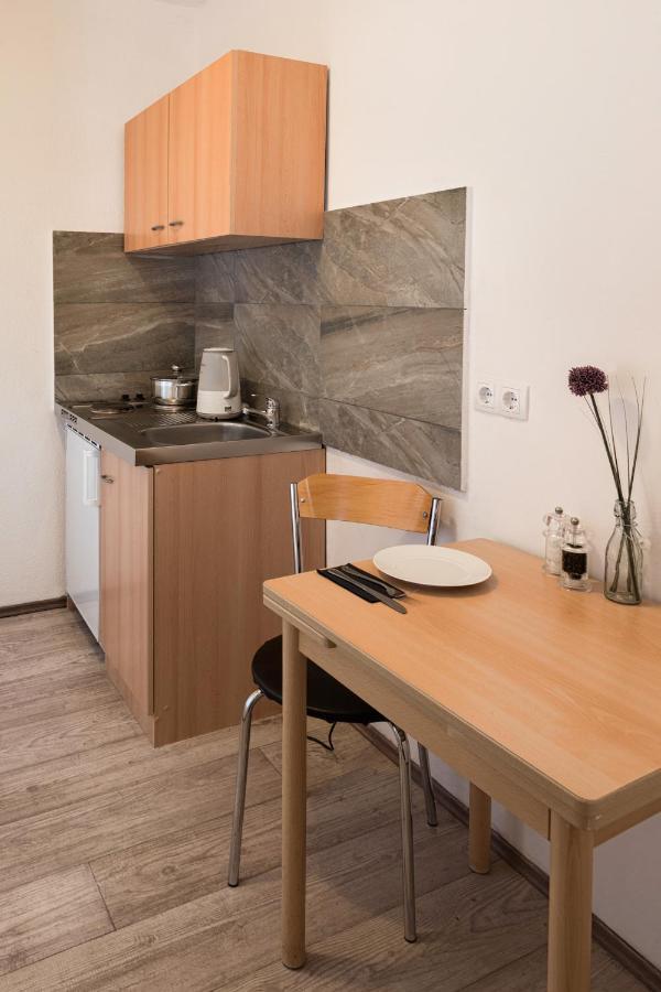 City Apart Hotel 3*